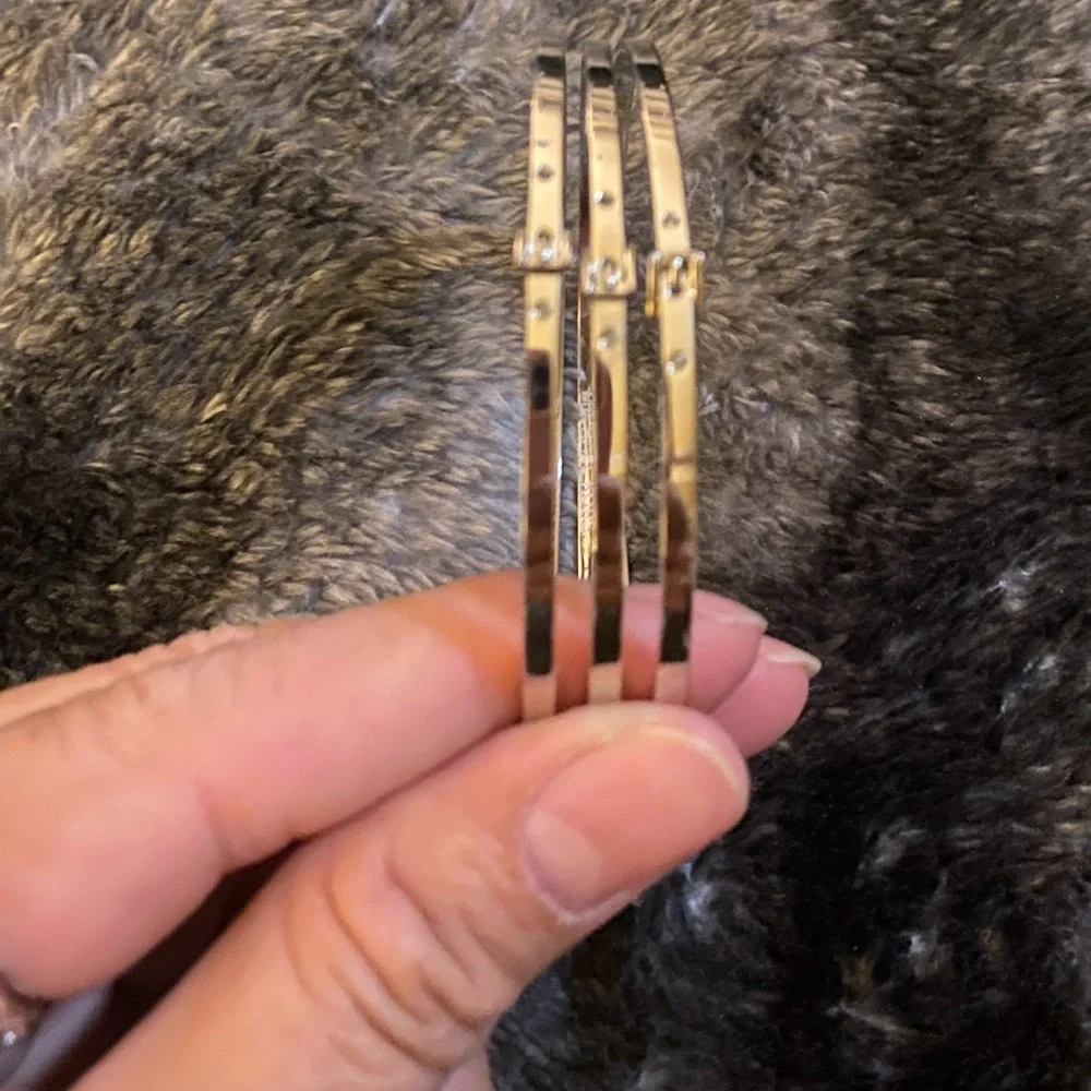 Michael Kors Shiny Silver Bangle Trio - Picture 2 of 3